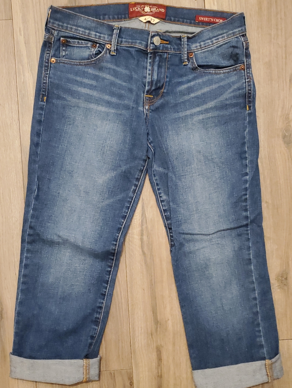 Lucky Brand Men’s Faded Blue Relaxed Straight Jeans